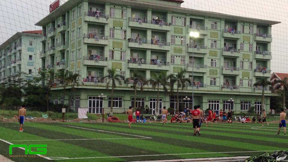 Thanh lý cỏ nhân tạo đã qua sử dụng tại sân bóng đá Tiên Sơn - Tiên Du - Bắc Ninh